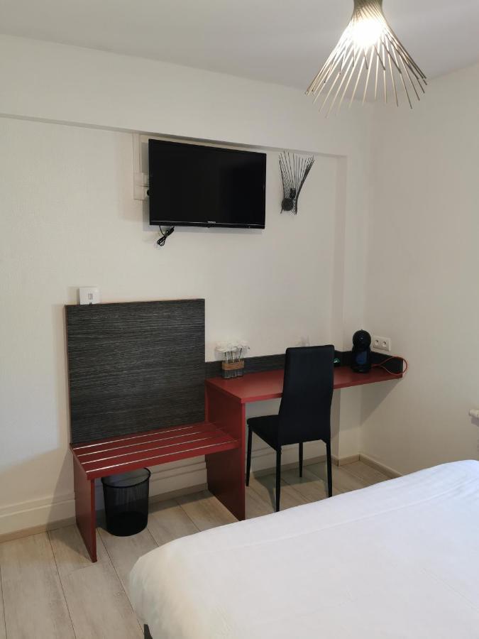 Hotel Le P'Tit Bouchon Rambervillers Zewnętrze zdjęcie